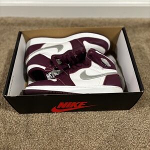 Nike Air Jordan 1 Retro High OG "Bordeaux"